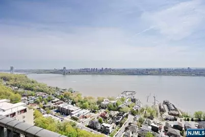6 Horizon 2405 #2405, Fort Lee, NJ 07024 - Photo 5