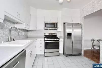 6 Horizon 2405 #2405, Fort Lee, NJ 07024 - Photo 9