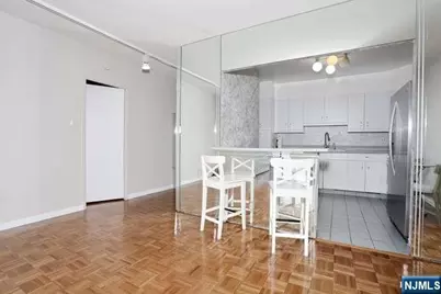 6 Horizon 2405 #2405, Fort Lee, NJ 07024 - Photo 11