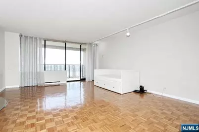 6 Horizon 2405 #2405, Fort Lee, NJ 07024 - Photo 15