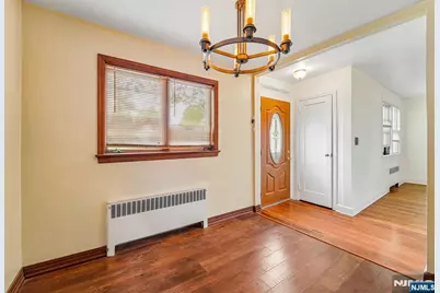 1030 Jassamine Way, Fort Lee, NJ 07024 - Photo 5