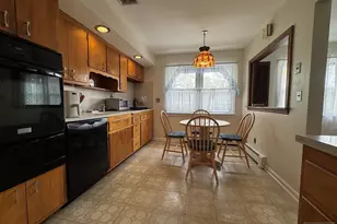 91 Hasbrouck Ave, Emerson, NJ 07630 - Photo 9