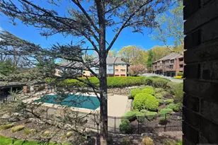 230 Indian Hollow, Mahwah, NJ 07430 - Photo 23