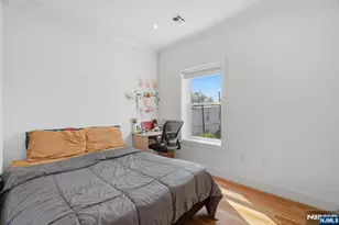 31 Patterson St, Harrison, NJ 07029 - Photo 13