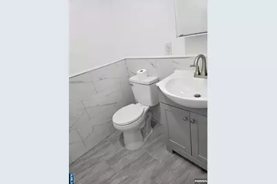 36 Augusta, Elmwood Park, NJ 07407 - Photo 3
