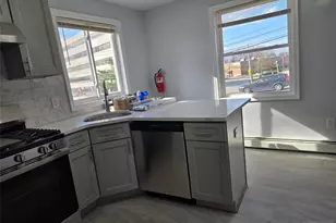 36 Augusta, Elmwood Park, NJ 07407 - Photo 15