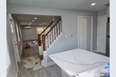 36 Augusta, Elmwood Park, NJ 07407 - Photo 7