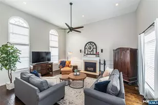 5 Crestview Ln, Sparta Township, NJ 07871 - Photo 3