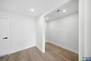 28 Irving St, Montclair, NJ 07042 - Photo 27