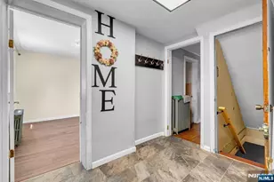 297 Hamilton Pl, Hackensack, NJ 07601 - Photo 5
