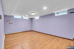 297 Hamilton Pl, Hackensack, NJ 07601 - Photo 19