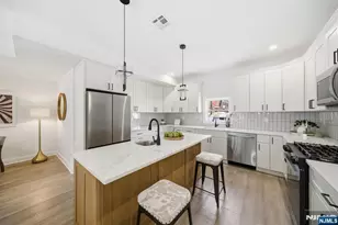 28 1/2 Irving St, Montclair, NJ 07042 - Photo 9