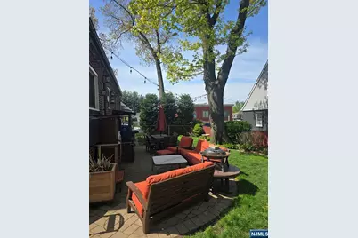585 Monroe Place, Ridgefield, NJ 07657 - Photo 25