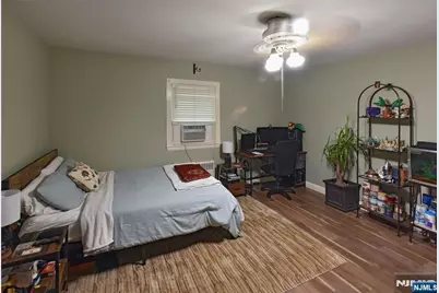 585 Monroe Place, Ridgefield, NJ 07657 - Photo 21
