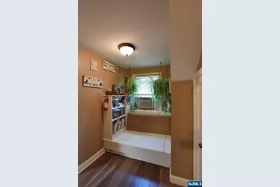 585 Monroe Place, Ridgefield, NJ 07657 - Photo 19