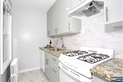 23-05 High Street #C, Fair Lawn, NJ 07410 - Photo 11