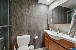 200 Winston L09, Cliffside Park, NJ 07010 - Photo 25