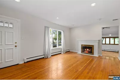 557 Monroe Court, River Edge, NJ 07661 - Photo 5
