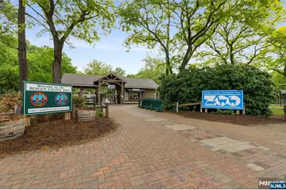 557 Monroe Court, River Edge, NJ 07661 - Photo 41