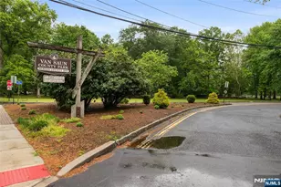 557 Monroe Ct, River Edge, NJ 07661 - Photo 39