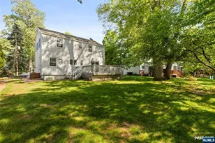 557 Monroe Ct, River Edge, NJ 07661 - Photo 31