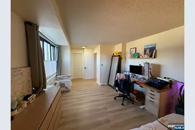 1590 Anderson Avenue 2F #2F, Fort Lee, NJ 07024 - Photo 13