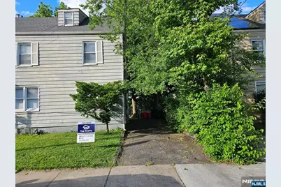 281 Marion Avenue 1Fl #1FL, Cliffside Park, NJ 07010 - Photo 1