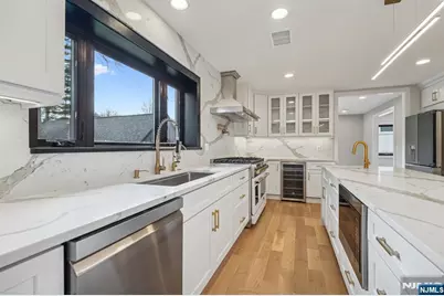 292 Magnolia Avenue, Cresskill, NJ 07626 - Photo 11