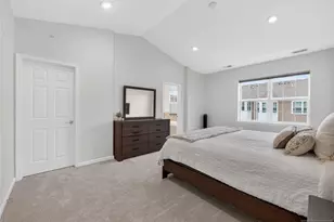 8 Veterans Dr, Wood Ridge, NJ 07075 - Photo 27