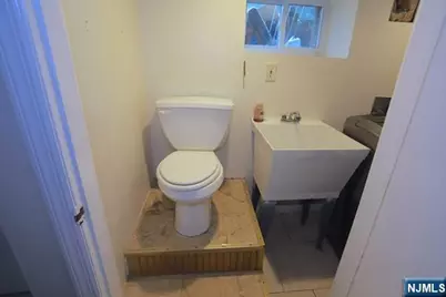 20 Woodland Avenue, Nutley, NJ 07110 - Photo 29
