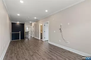 81 Arnold Dr, Wood Ridge, NJ 07075 - Photo 11