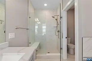 81 Arnold Dr, Wood Ridge, NJ 07075 - Photo 21