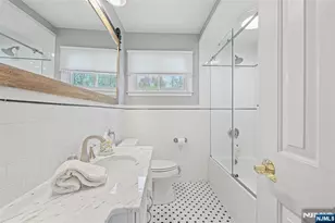 459 Ellis Pl, Wyckoff Township, NJ 07481 - Photo 23