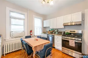 157 Walnut St, Montclair, NJ 07470 - Photo 15