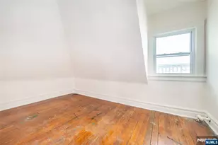 157 Walnut St, Montclair, NJ 07470 - Photo 25