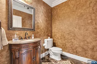 1115 Briar Way, Fort Lee, NJ 07024 - Photo 17