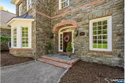 268 Woodside Avenue, Franklin Lakes, NJ 07417 - Photo 5
