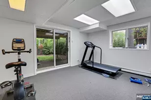 1542 Jefferson St, Teaneck Township, NJ 07666 - Photo 19