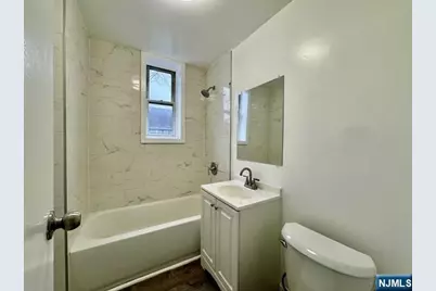 197 Lafayette Place C3 #C3, Englewood, NJ 07631 - Photo 17