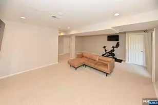 32 Rosewood Ct 32, Haledon, NJ 07508 - Photo 23