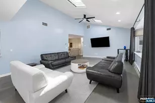 682 Floyd St, Englewood Cliffs, NJ 07632 - Photo 13