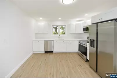 385 Goffle Road 1st Floor #1st Floor, Ridgewood, NJ 07450 - Photo 5