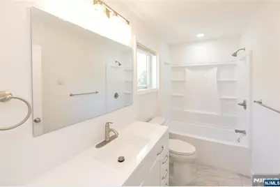 385 Goffle Road 2nd Floor #2nd Floor, Ridgewood, NJ 07450 - Photo 11
