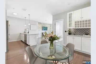 302 Palisade Avenue 404 #404, Jersey City, NJ 07307 - Photo 7