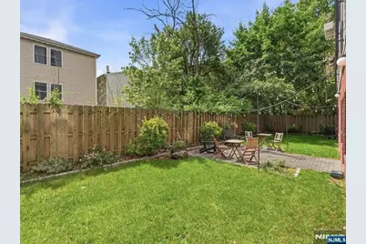 302 Palisade Avenue 404 #404, Jersey City, NJ 07307 - Photo 25