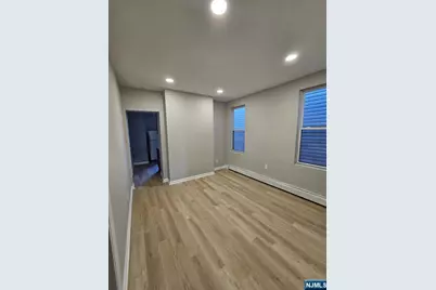 231 Clark Place, Elizabeth, NJ 07206 - Photo 17