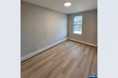 231 Clark Place, Elizabeth, NJ 07206 - Photo 15