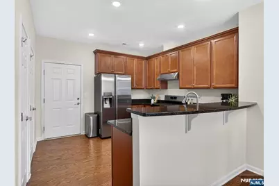 1 Veterans Drive, Wood Ridge, NJ 07075 - Photo 17