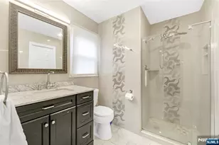 99 Lambert Pl, Paramus, NJ 07652 - Photo 17