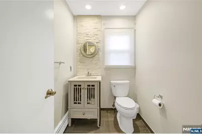 99 Lambert Place, Paramus, NJ 07652 - Photo 15